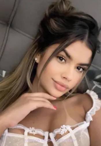 Chelsea 200-to-300 Bangie london escort