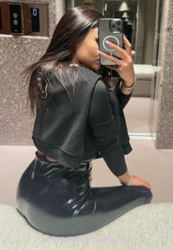 South Kensington 300-to-400 Asma london escort