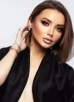 Knightsbridge 300-to-400 Lyvia london escort