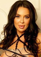 Mayfair massage Deliora london escort