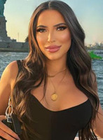 Chelsea brunette Miletti london escort
