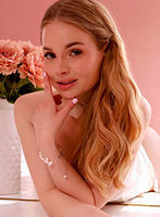 Kensington blonde Milasha london escort