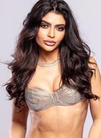 Mayfair brunette Simone london escort