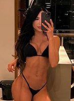 South Kensington 400-to-600 Manori london escort