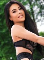 Marble Arch 200-to-300 Amaya london escort