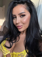 Earls Court brunette Azul london escort