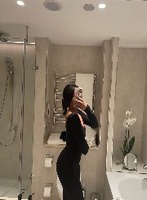 Canary Wharf massage Meera london escort