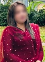 Bayswater petite Preeti london escort
