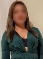 Bayswater busty Preeti london escort